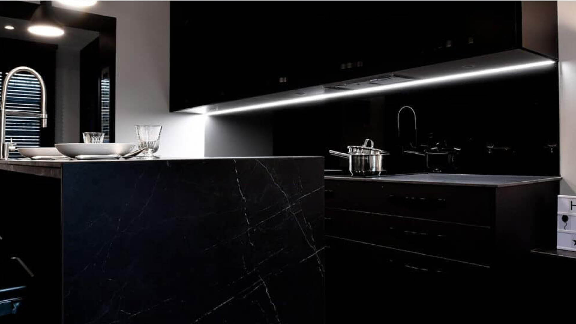 Céramique noir Marquina