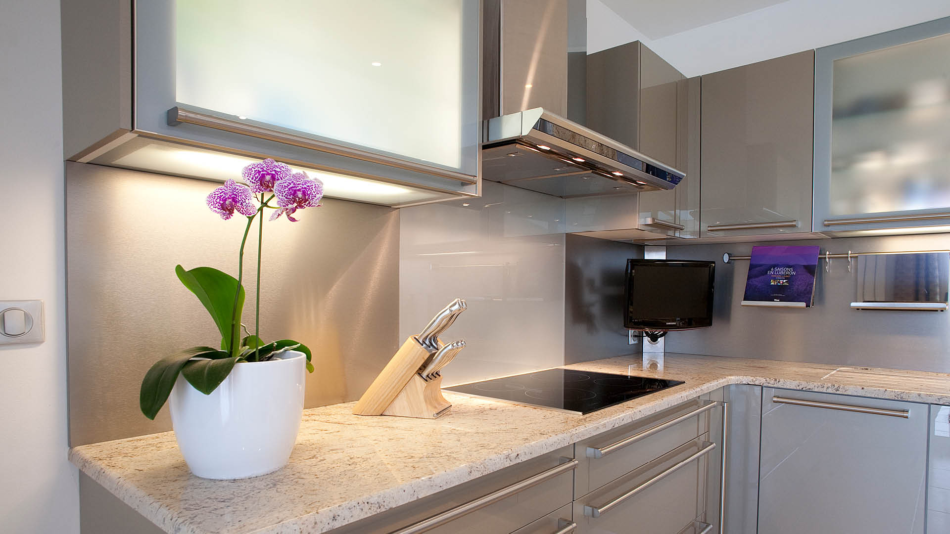 Granit Ivory Brown