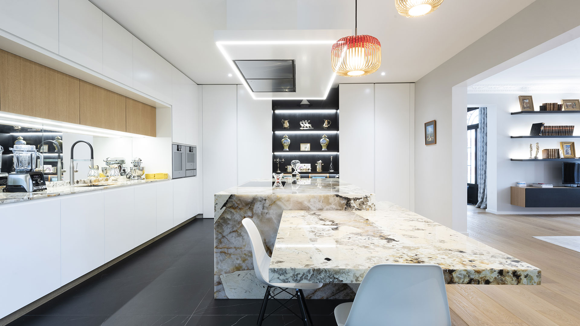 Table, Ilot et Plan de cuisine en Patagonia Extra – Table en Calacata Oro