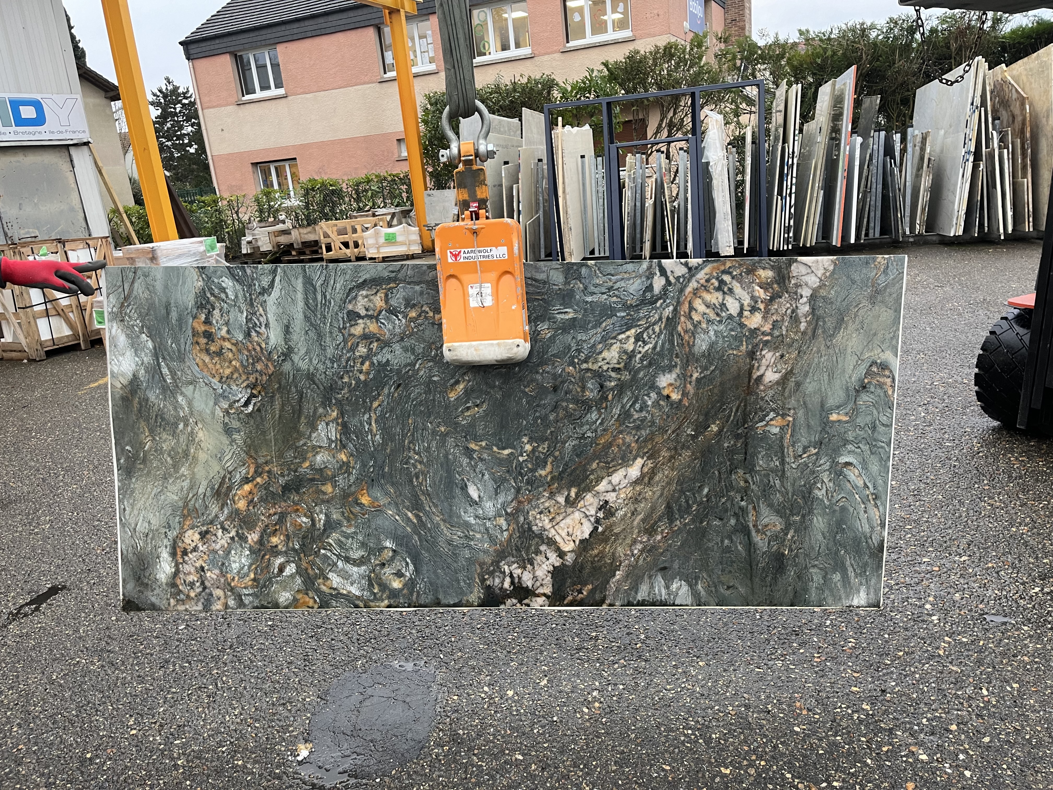 BASALT GREEN Block 1004821