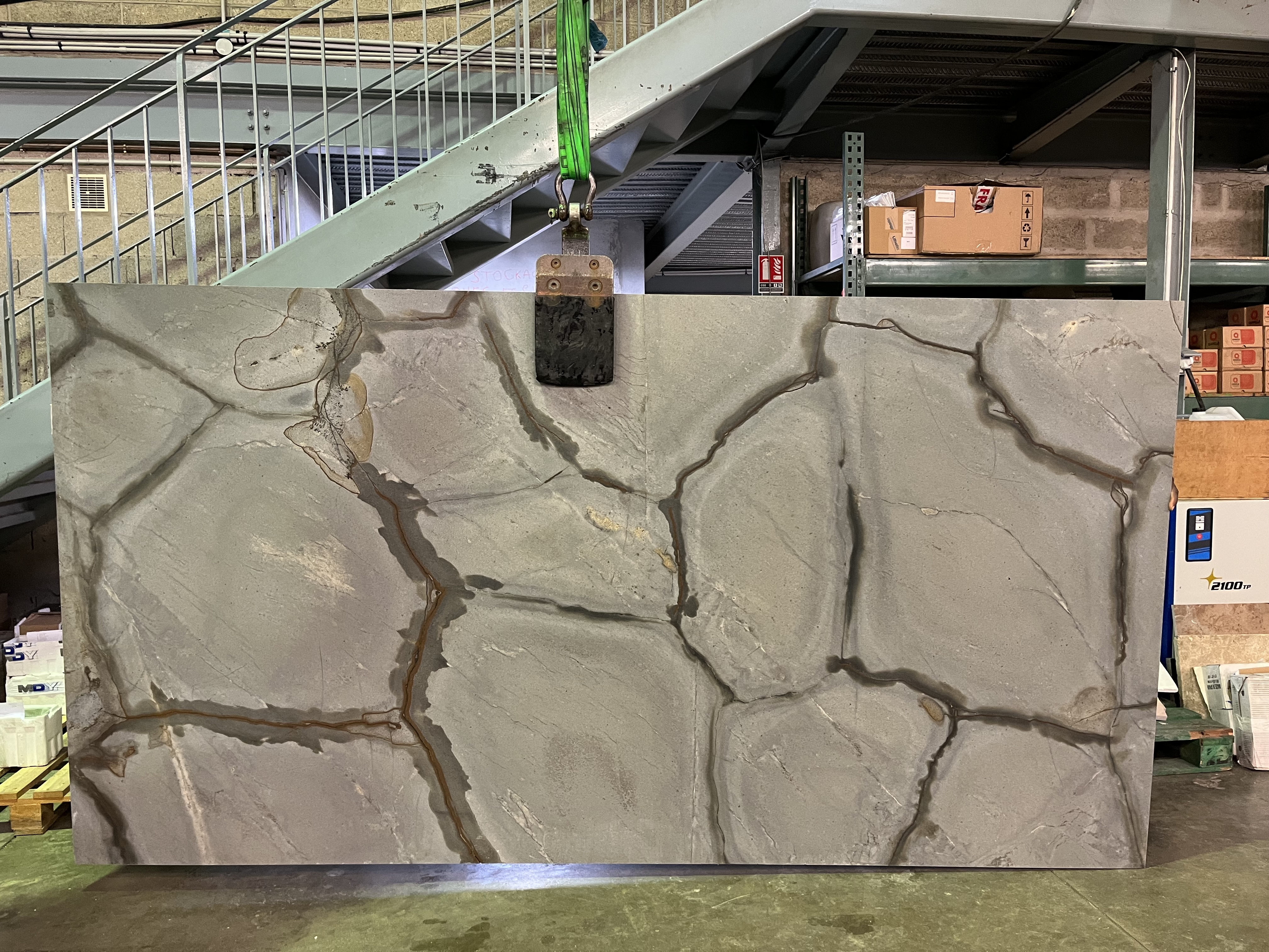 QUARZITE TURTLE BLUE STONE BRUSHED